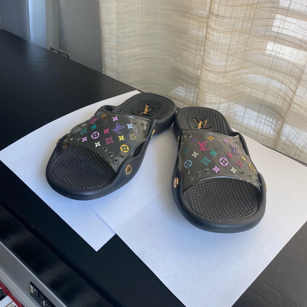 Louis Vuitton Black Slide Sandals Multicolor Logo Murakami 37 spa beach mules 7 - Picture 1 of 7